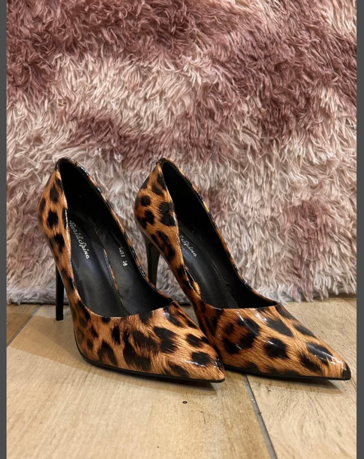 Décolleté leopard
