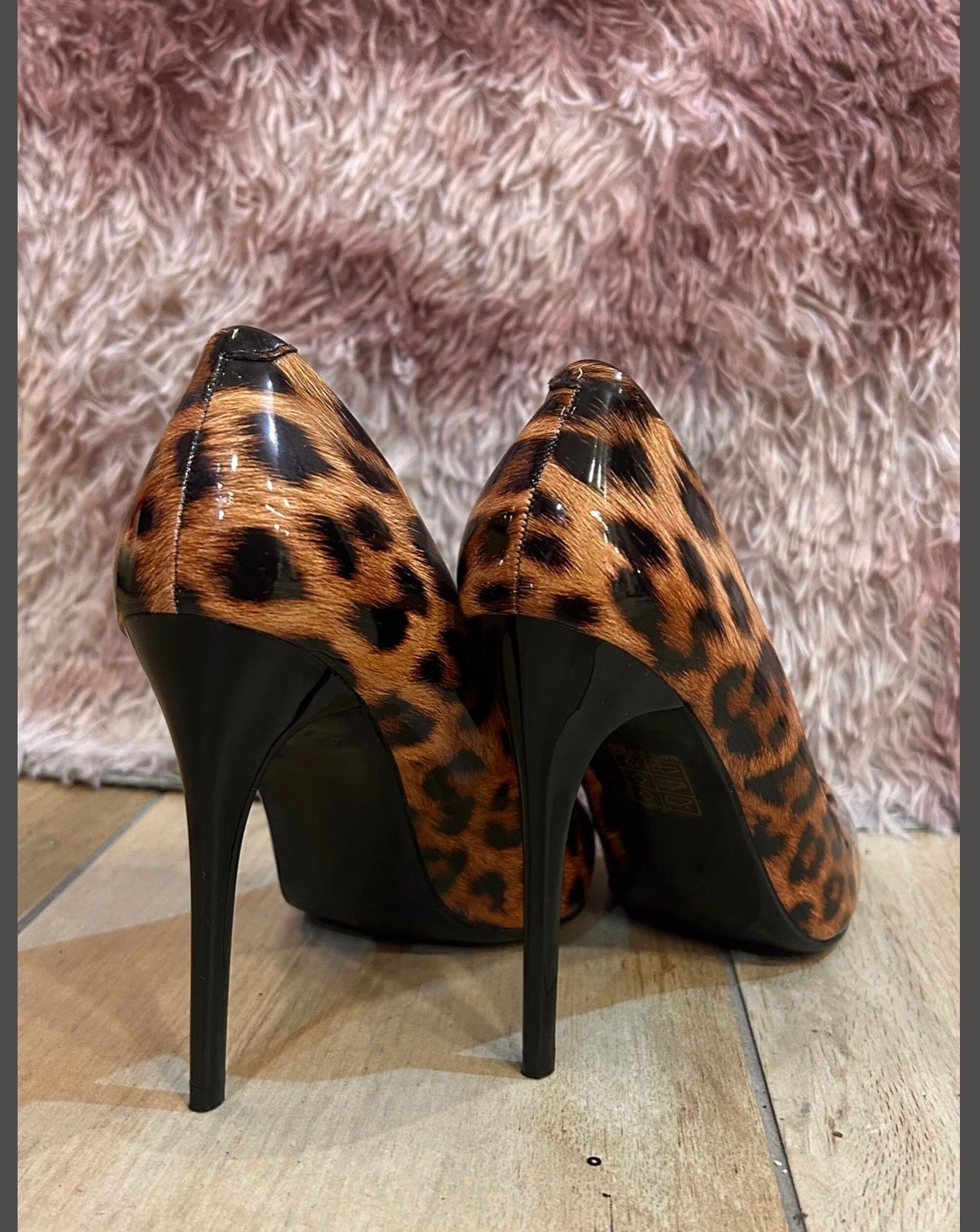 Décolleté leopard